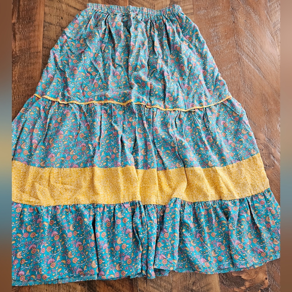 Cupshe patterned skirt Size S